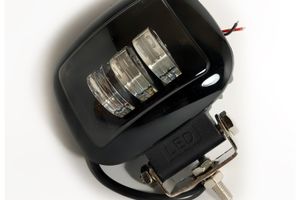 Обзор LED фары с СТГ на 3 линзы 30 Ватт